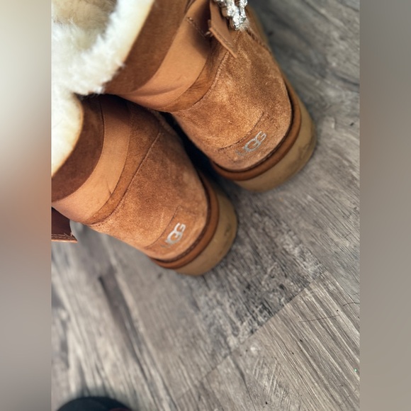 Pretty Good Condition , Ugg Belted Boote - Picture 3 of 10